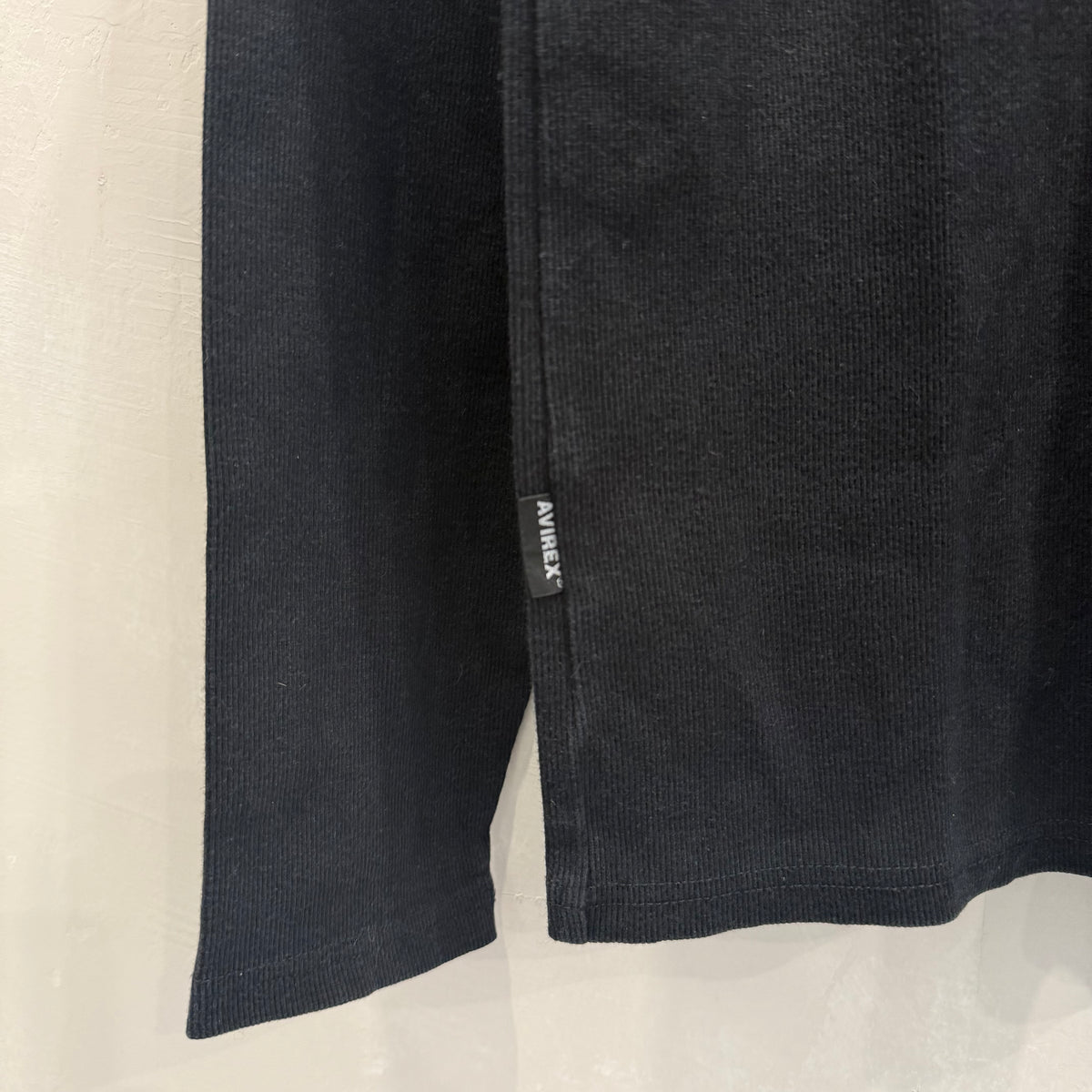 Avirex Thermal V neck