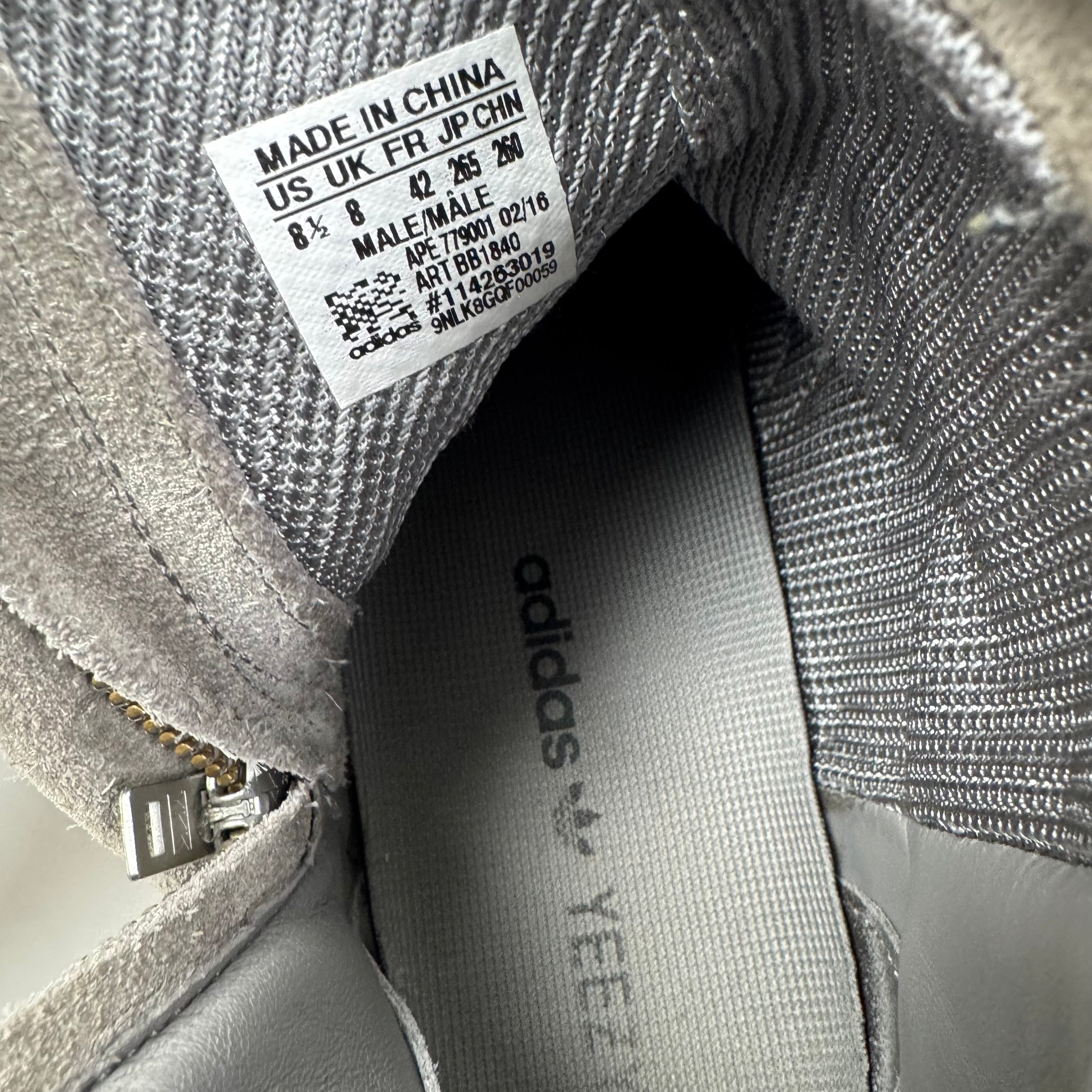 Yeezy 750 Gum Sole Size 42