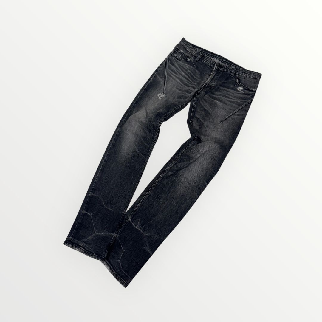 Number Nine Ripped Denim